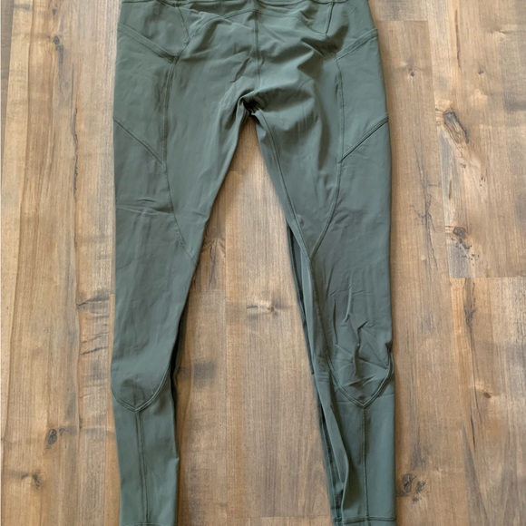 All the right places lululemon leggings. - Picture 3 of 3